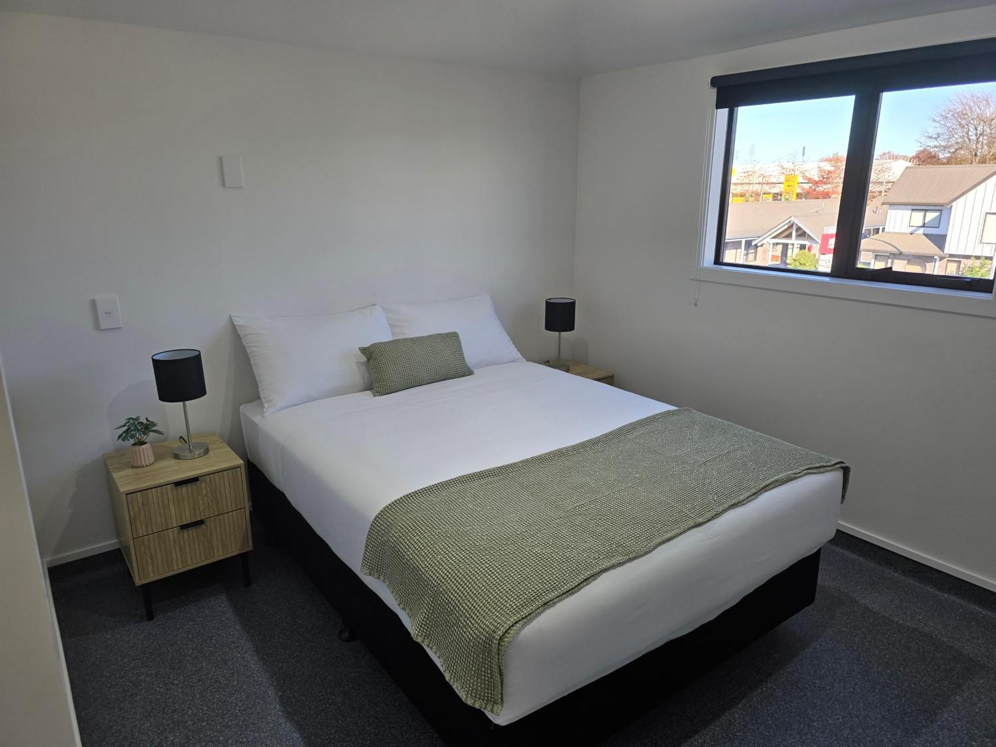 Microtel Lodge Hamilton Exterior photo