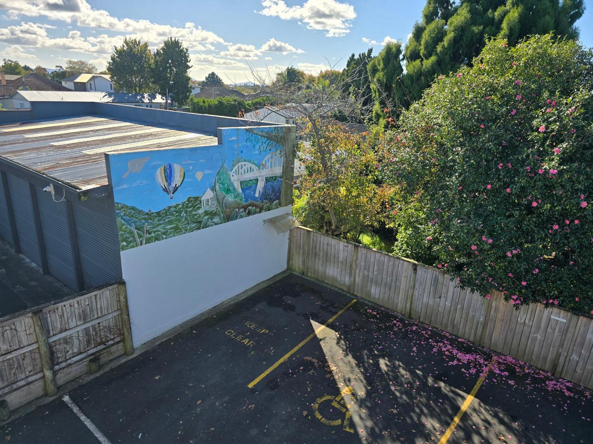 Microtel Lodge Hamilton Exterior photo