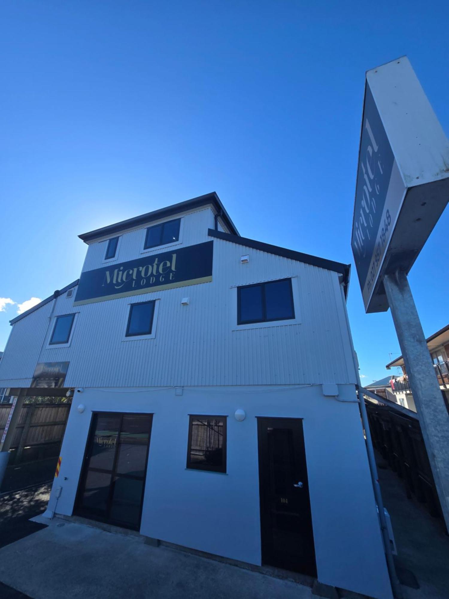 Microtel Lodge Hamilton Exterior photo