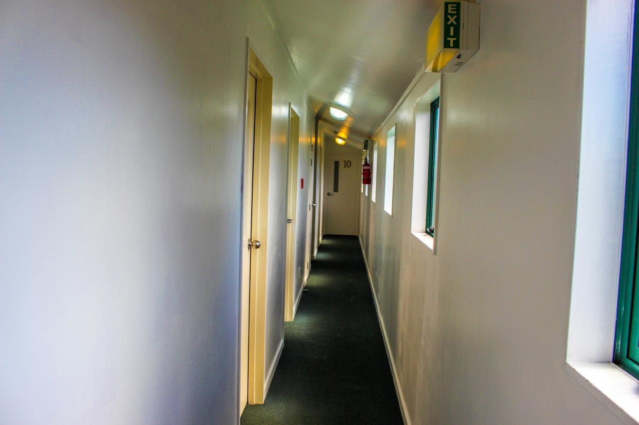 Microtel Lodge Hamilton Exterior photo