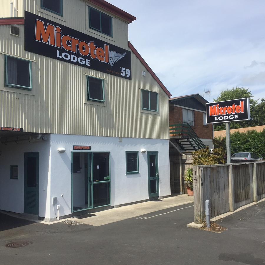 Microtel Lodge Hamilton Exterior photo